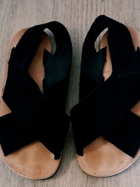 Pedro Garcia Black Suede Crisscross Strappy Flat Sandals Spain